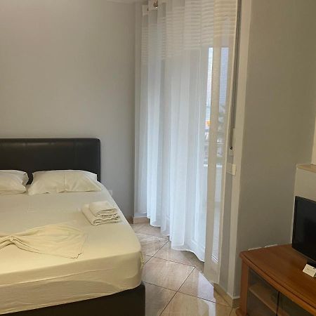 Apartament Kokomani Durrës Zewnętrze zdjęcie